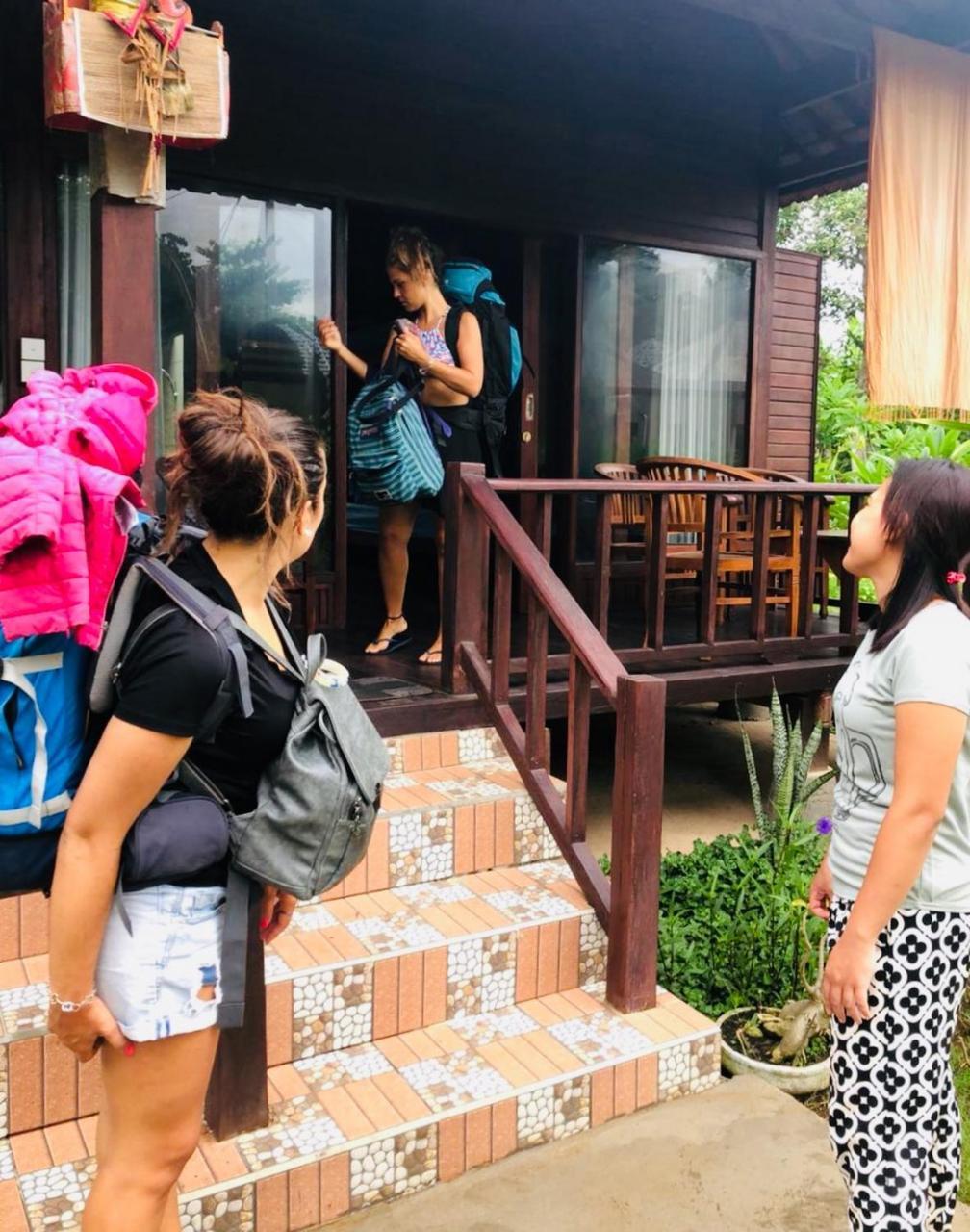 Titi Hostel Lembongan Esterno foto