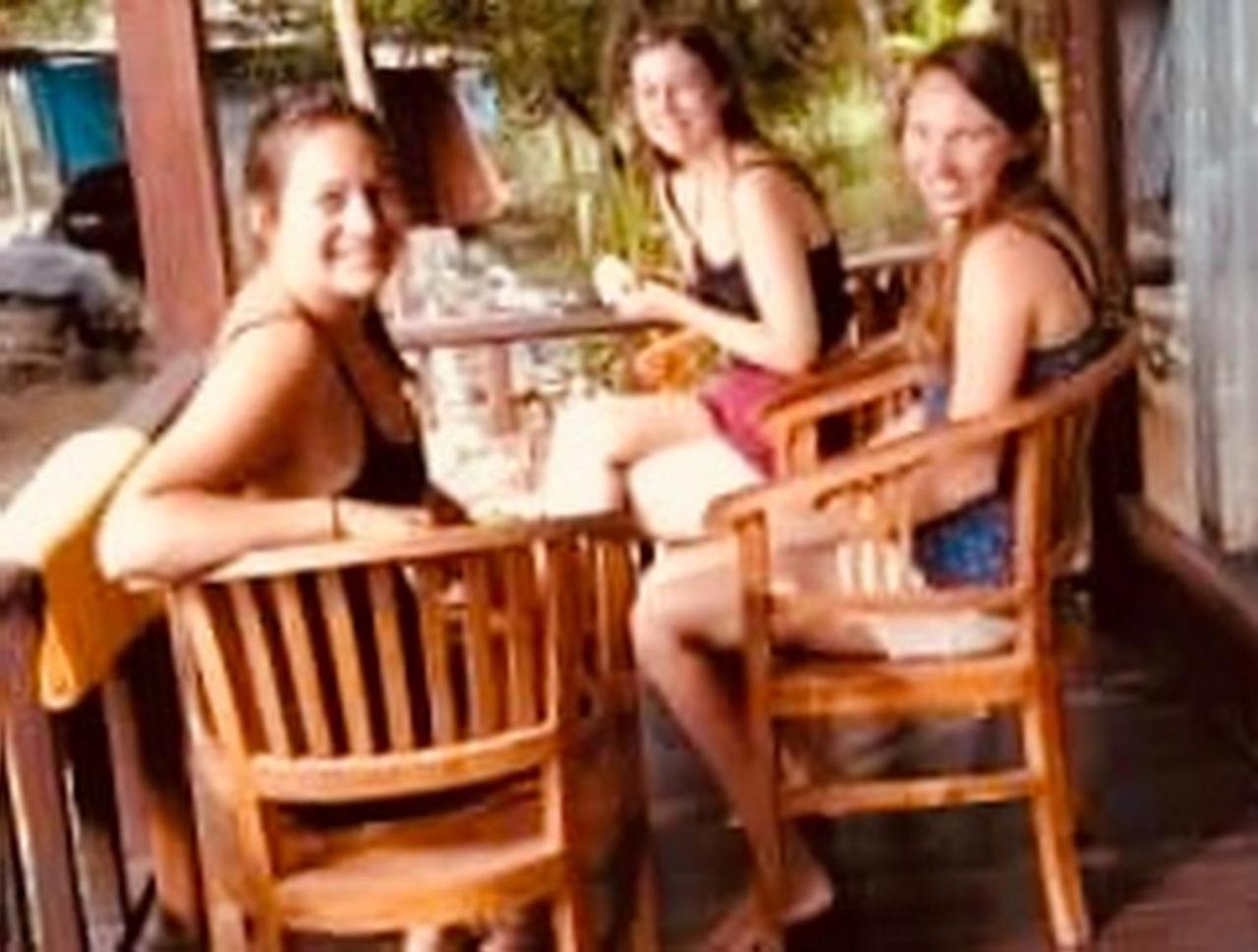 Titi Hostel Lembongan Esterno foto