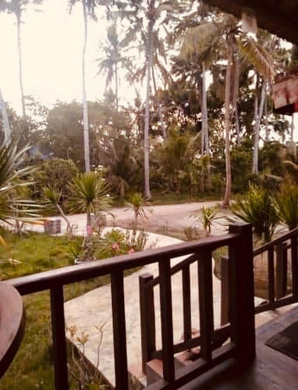 Titi Hostel Lembongan Esterno foto