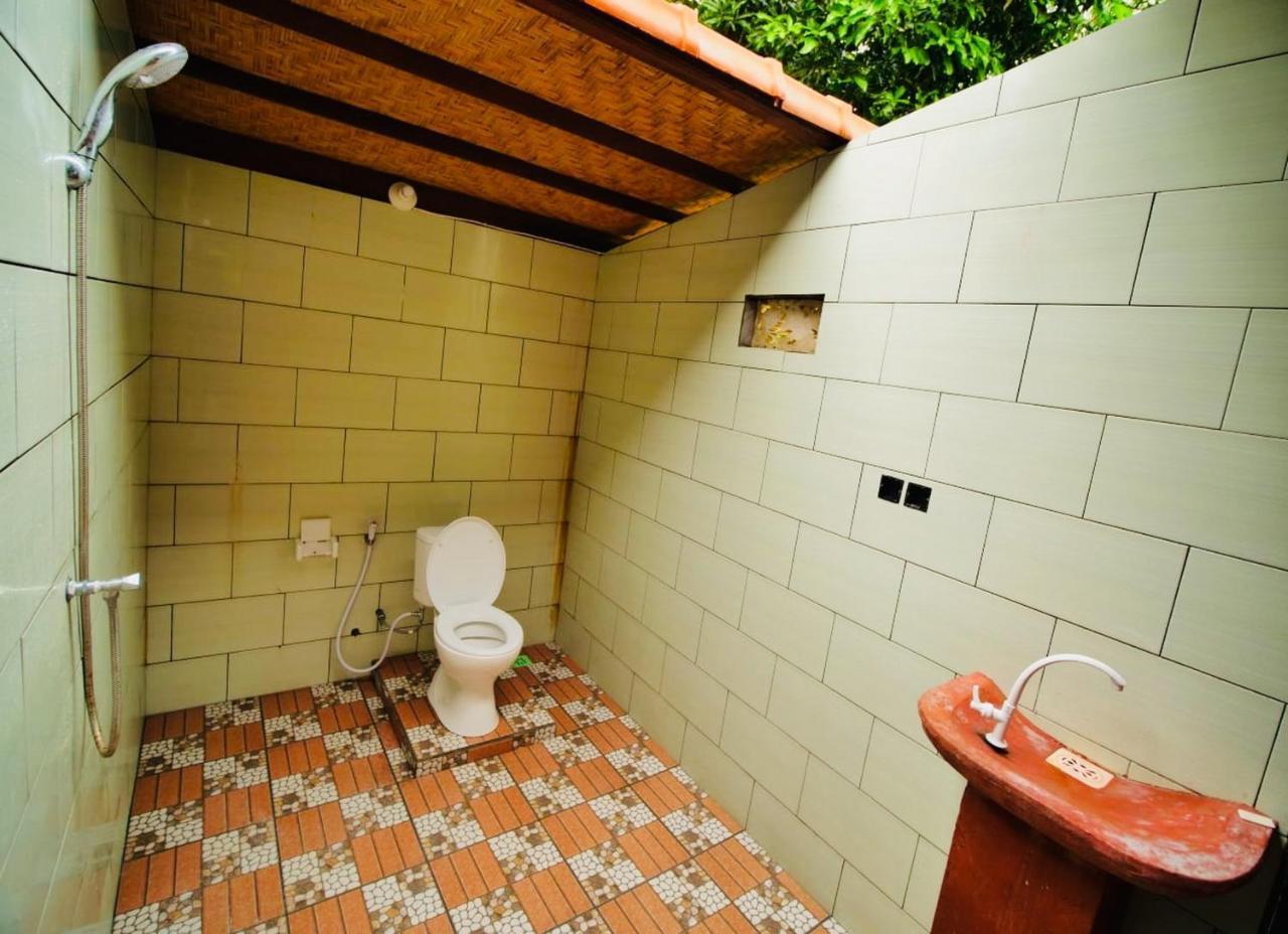 Titi Hostel Lembongan Esterno foto
