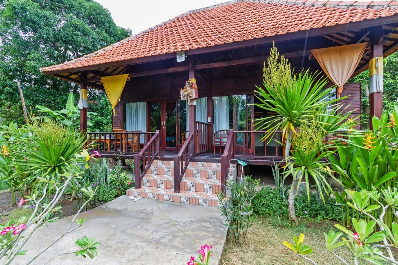 Titi Hostel Lembongan Esterno foto
