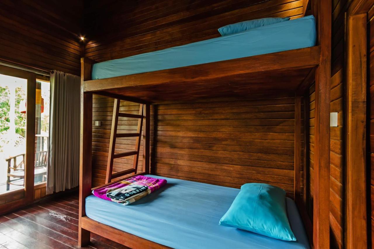 Titi Hostel Lembongan Esterno foto